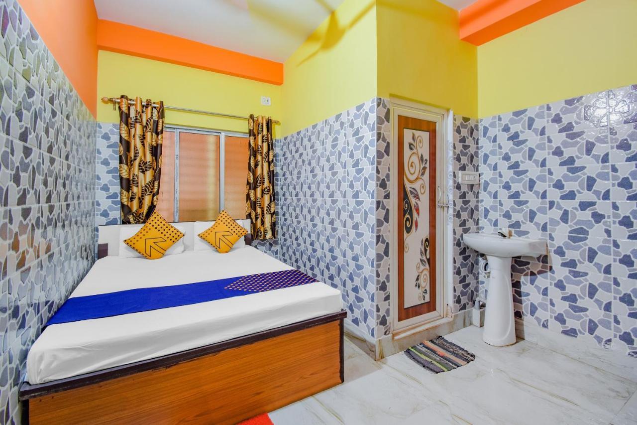SPOT ON 74542 Aarav Hotel Jādabpur Exteriör bild